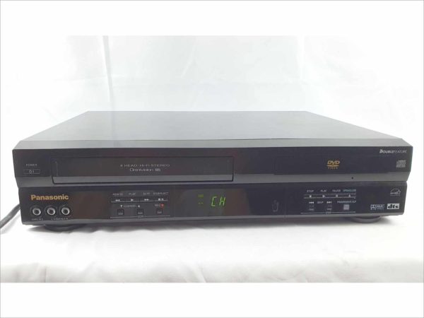 Panasonic PV-D4743 DVD VCR Combo Player Hi-Fi Stereo OmniVision 4-Head VHS Recorder Black