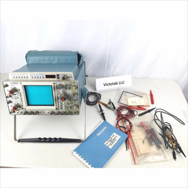 Tektronix 465B Dual-Trace 100 MHz Oscilloscope with DM-44 Multi-meter Module and Accessories