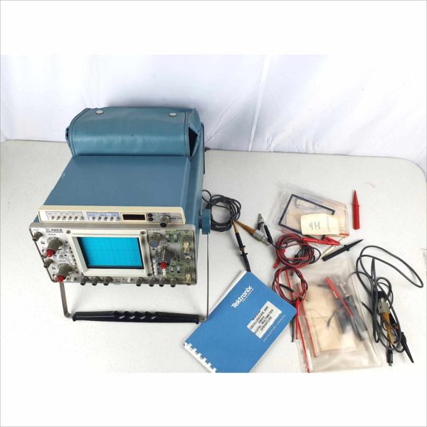 Tektronix 465B Dual-Trace 100 MHz Oscilloscope with DM-44 Multi-meter Module and Accessories