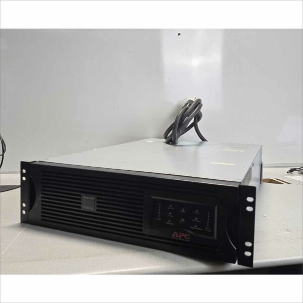 apc smart-ups 3000va SUA3000RMXL3U with rack mount no batteries