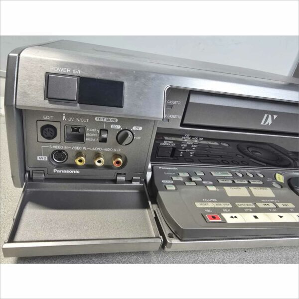 Panasonic AG-DV2000P MiniDV DV Digital Video Tape Recorder Player Edit Pro Line SN#JOHT0001