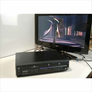 Panasonic AG-VP320 DVD/CD Combo 4 Head Hi-Fi Stereo Pro Line VHS Video Player SN#K4IA40169