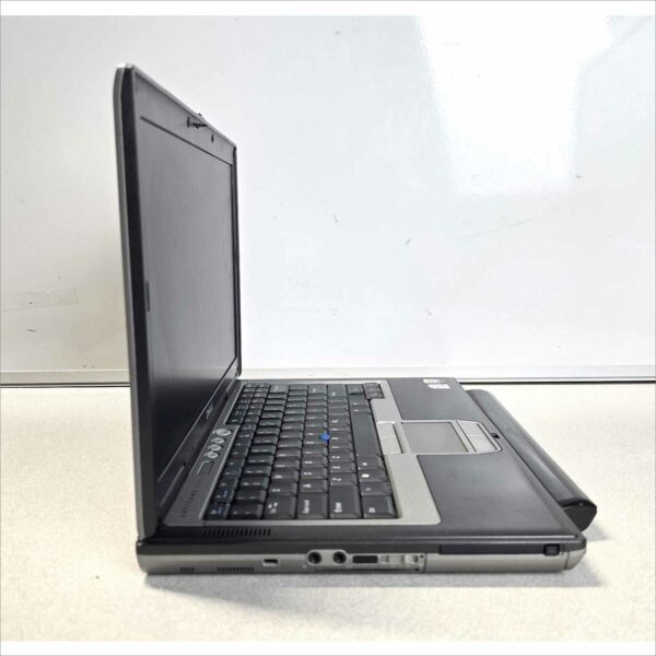 Vintage Dell Latitude D620 SN#7S9N6C1