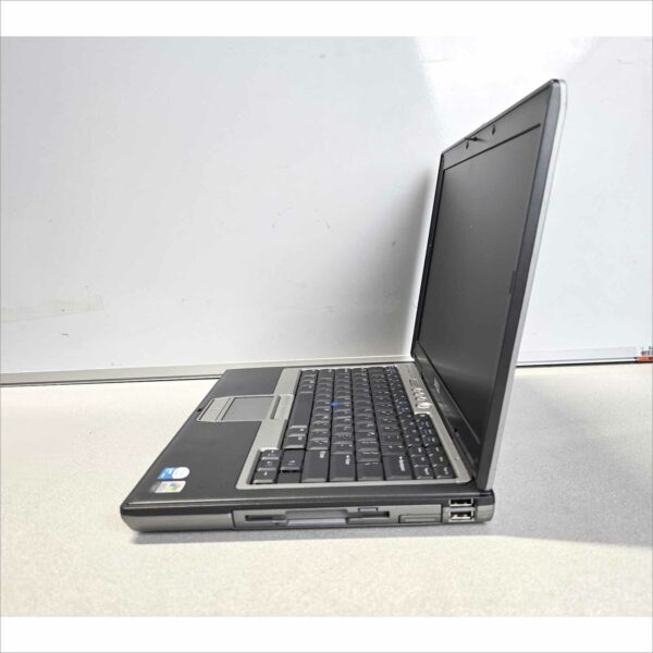 Vintage Dell Latitude D620 SN#472NHB1