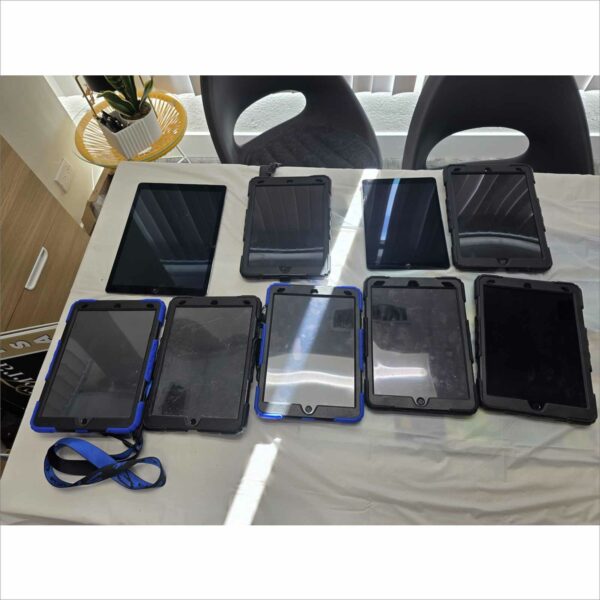 Lot of 9x APPLE iPad Pro / Air 1st/3rd Generation w/ Protective Cases Wi-Fi + Cellular - Good Condition