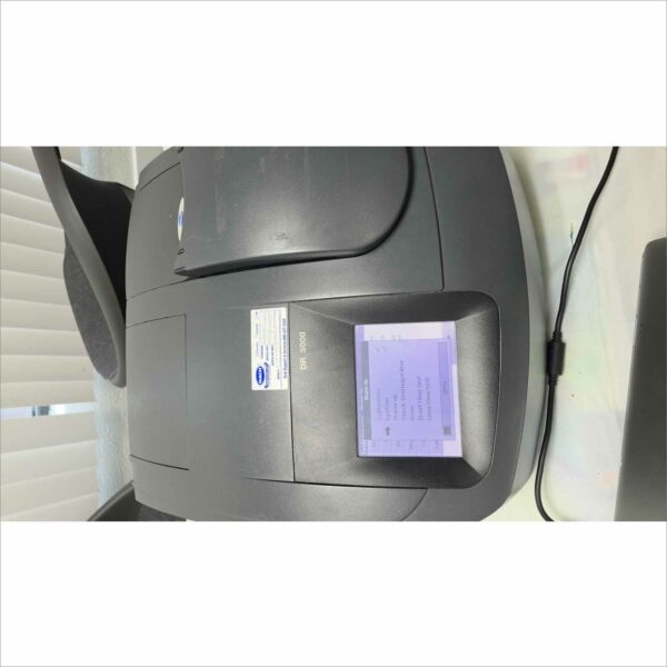 Hach DR 5000 Spectrophotometer LPG408.99.00012 - For Part - READ