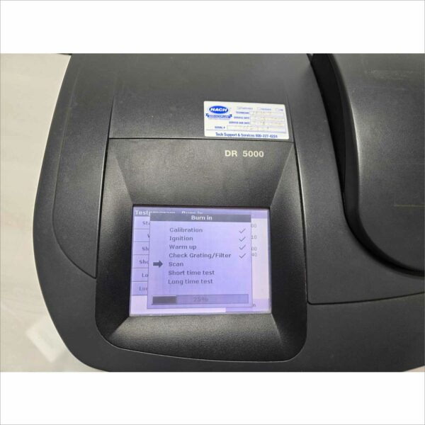 Hach DR 5000 Spectrophotometer LPG408.99.00012 - For Part - READ